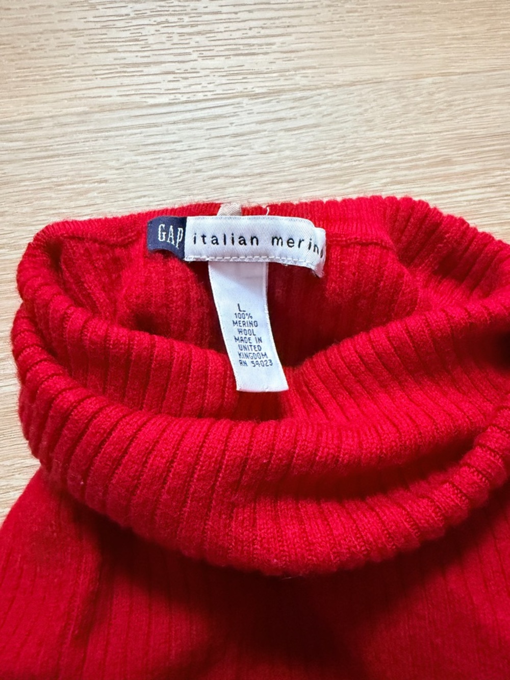 Vintage Y2K 90s GAP Merino Wool Ribbed Turtleneck Sweater Red made in UK S–M - Picture 3 of 6